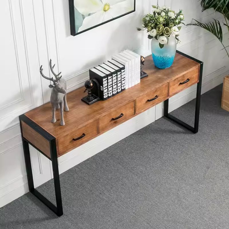 Dominica Desk