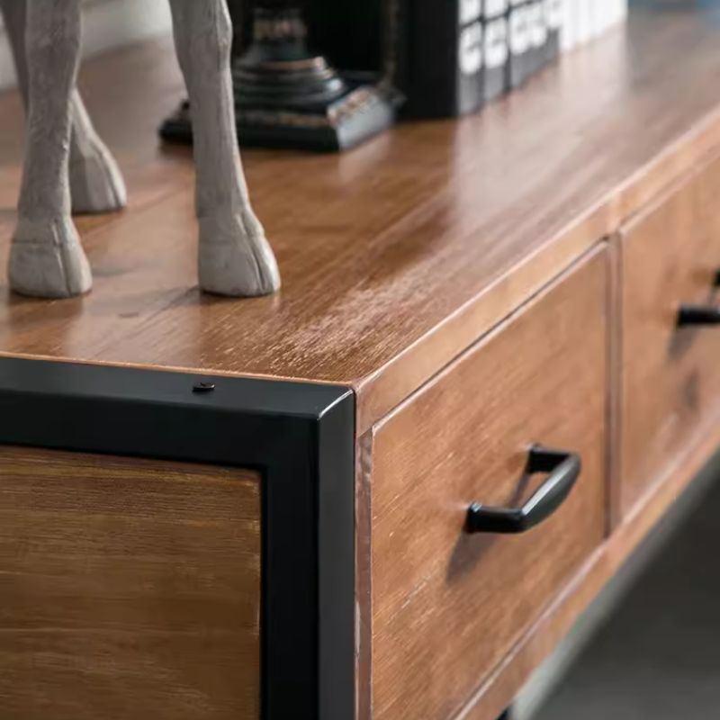 Dominica Desk