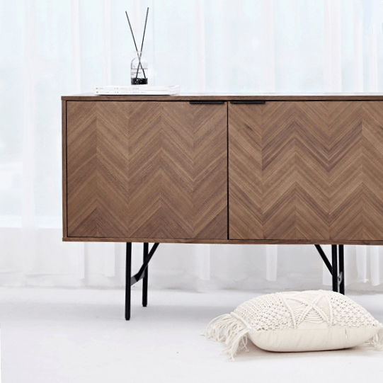 Alla Buffet Table