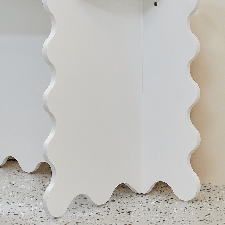 Amando Petal Desk