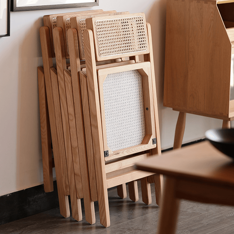 Anders Beech Foldable Chair