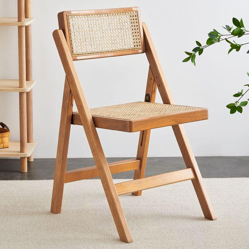 Anders Beech Foldable Chair