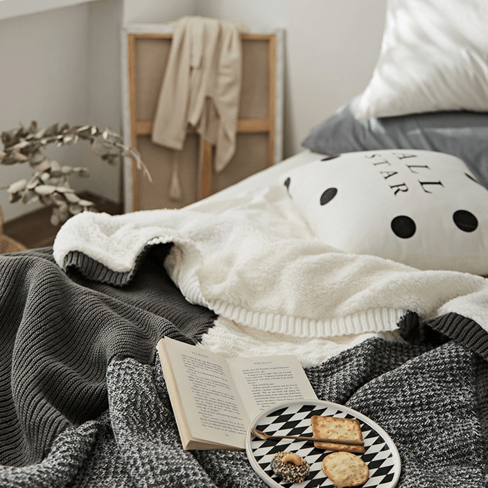 Balint Lamb Wool Blanket