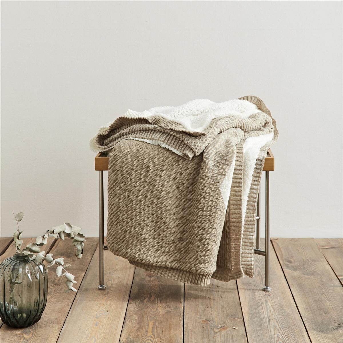 Balint Lamb Wool Blanket