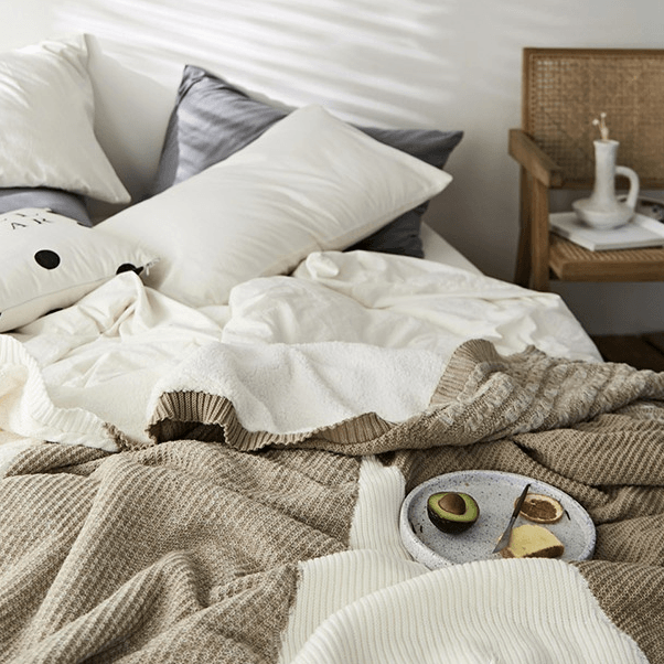 Balint Lamb Wool Blanket