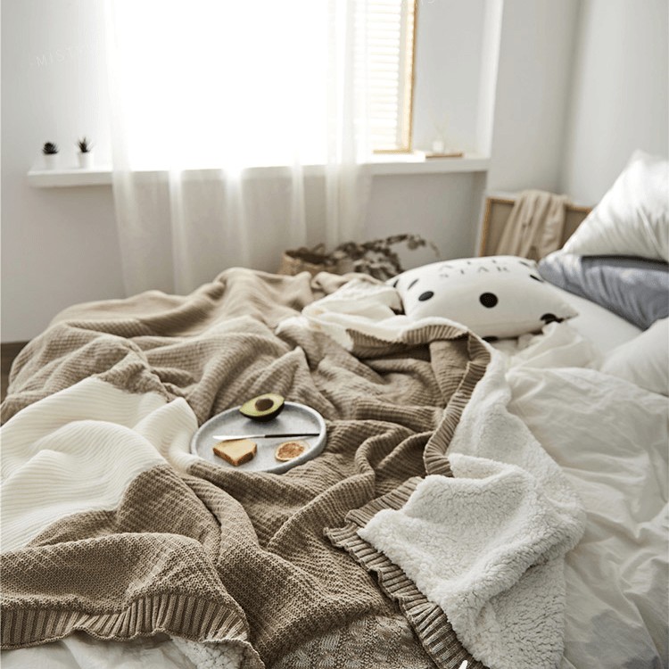 Balint Lamb Wool Blanket