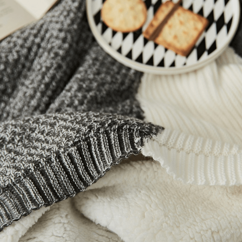 Balint Lamb Wool Blanket