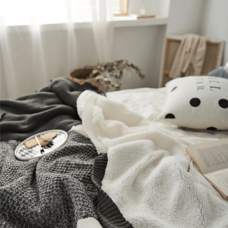 Balint Lamb Wool Blanket