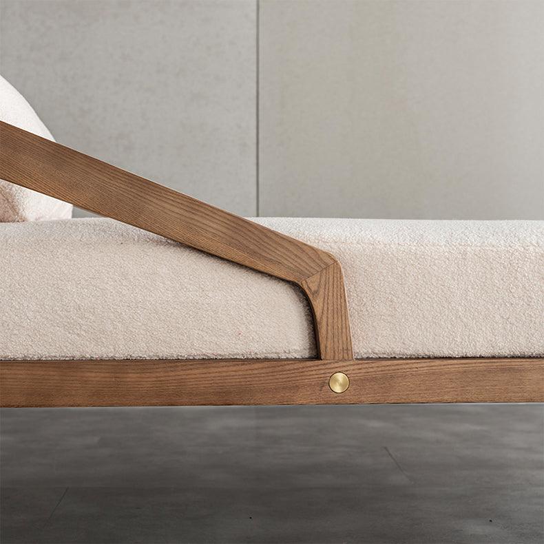 Benvolio Plush Chaise
