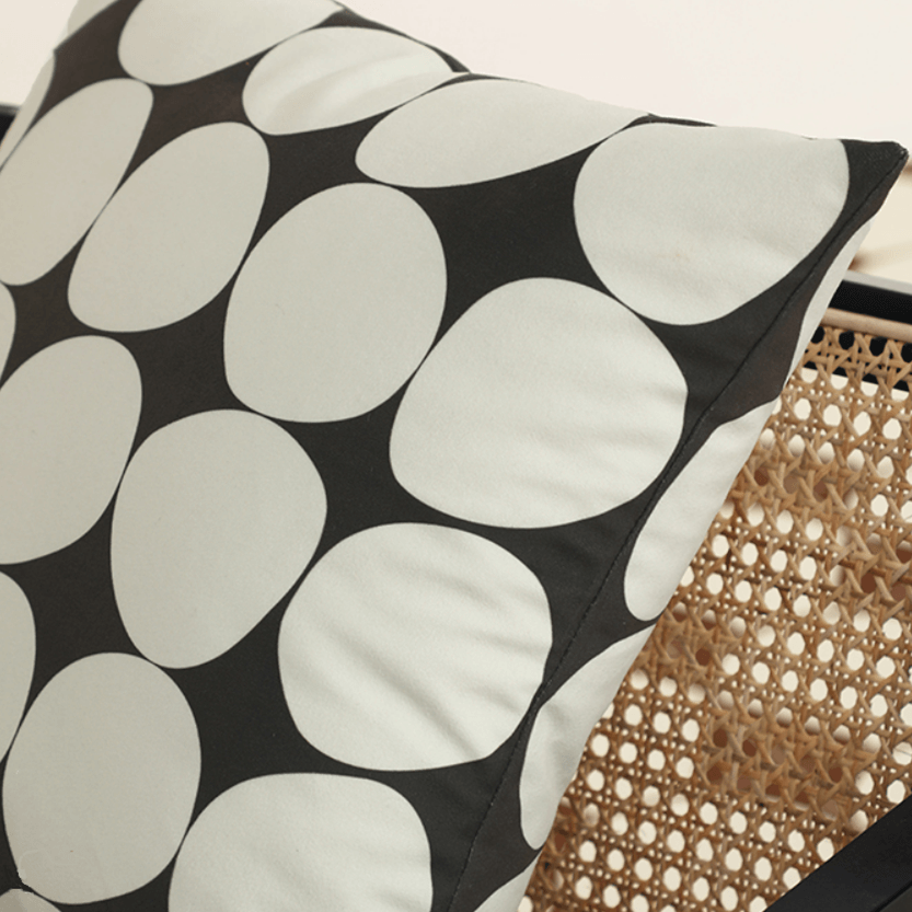 Dorottya Style Pillow Cover & Insert