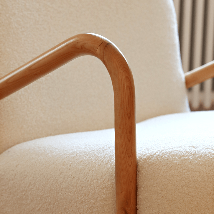 Duci Sofa With Lumbar Pillow