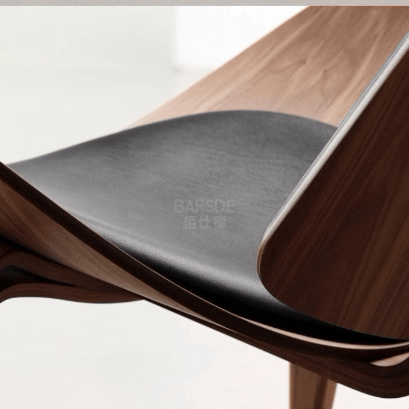 Erica Lounge Chair
