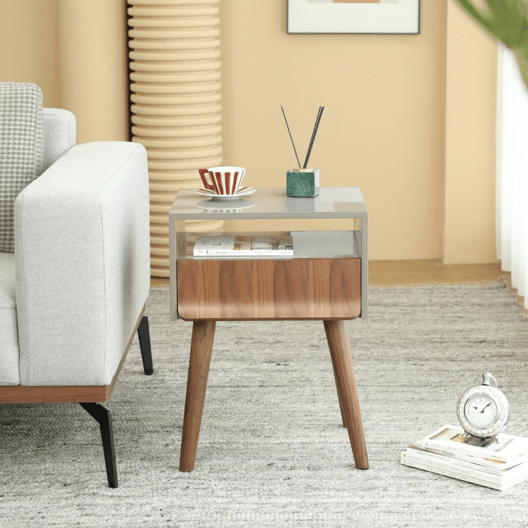 Gizi Nightstand