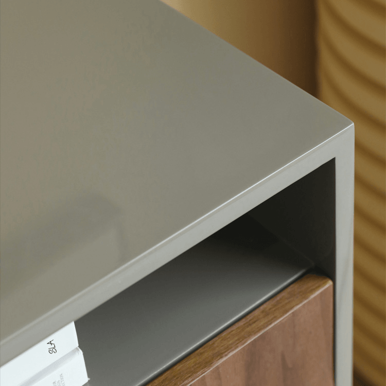 Gizi Nightstand