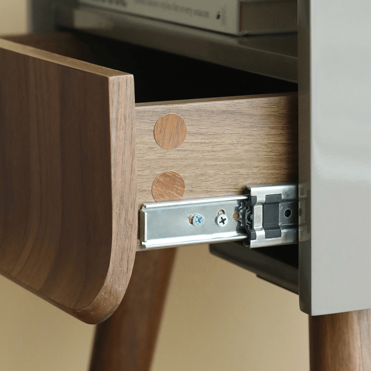 Gizi Nightstand