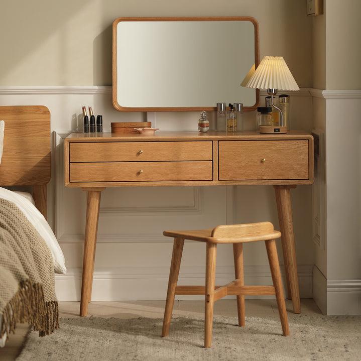 Helio Vanity Table