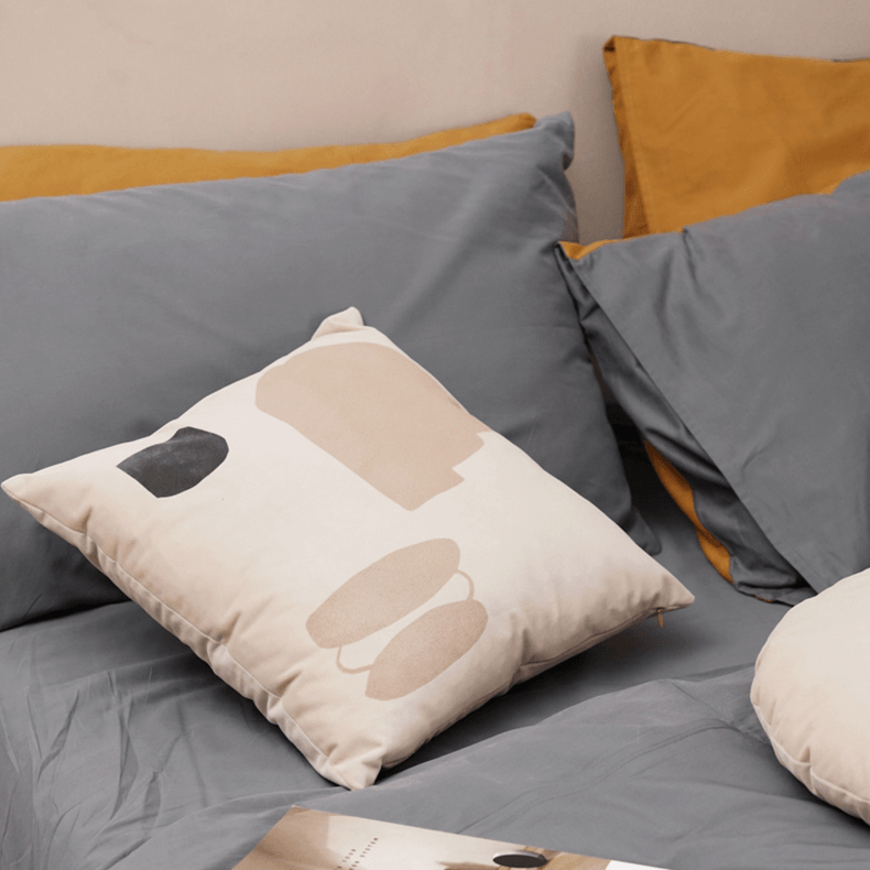 Ingeborg Velvet Throw Pillow