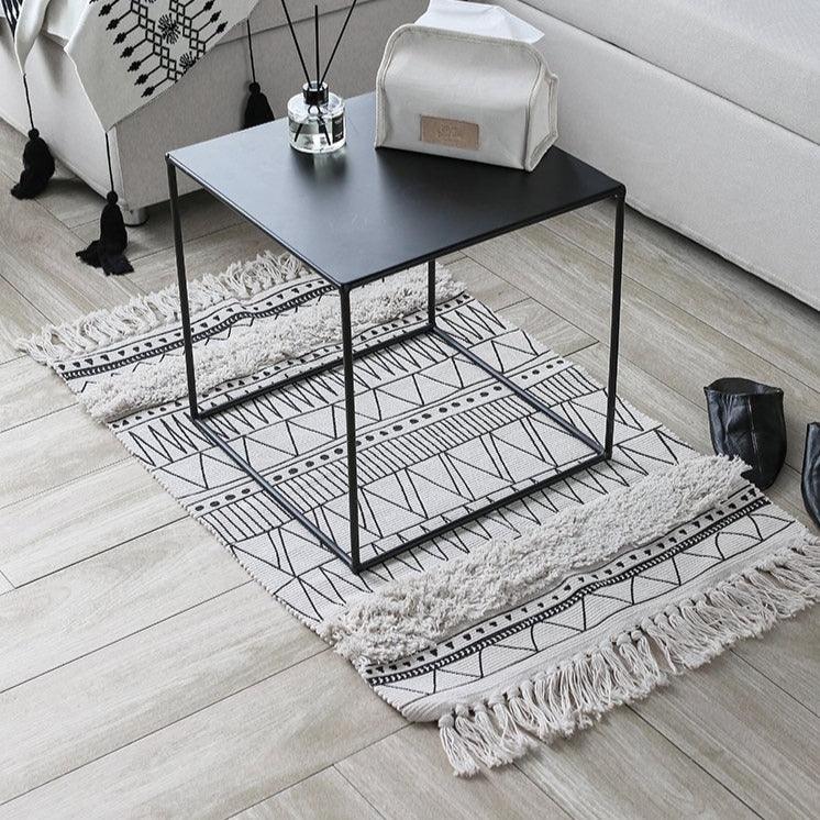 Jadwiga Abstract Handmade Area Rug
