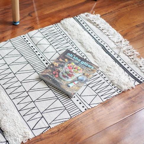 Jadwiga Abstract Handmade Area Rug