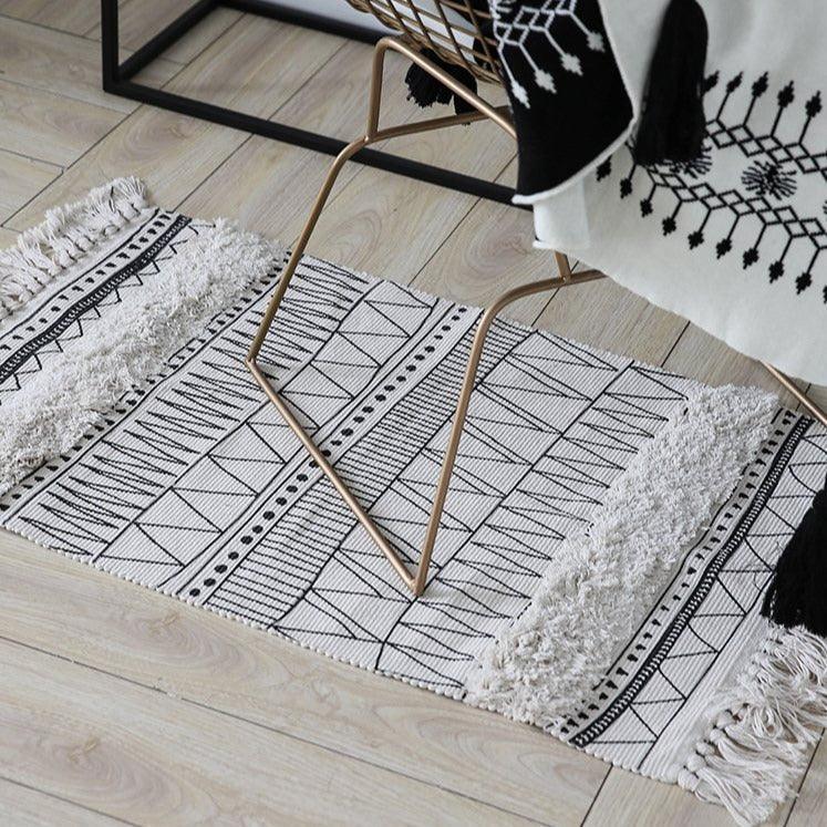 Jadwiga Abstract Handmade Area Rug