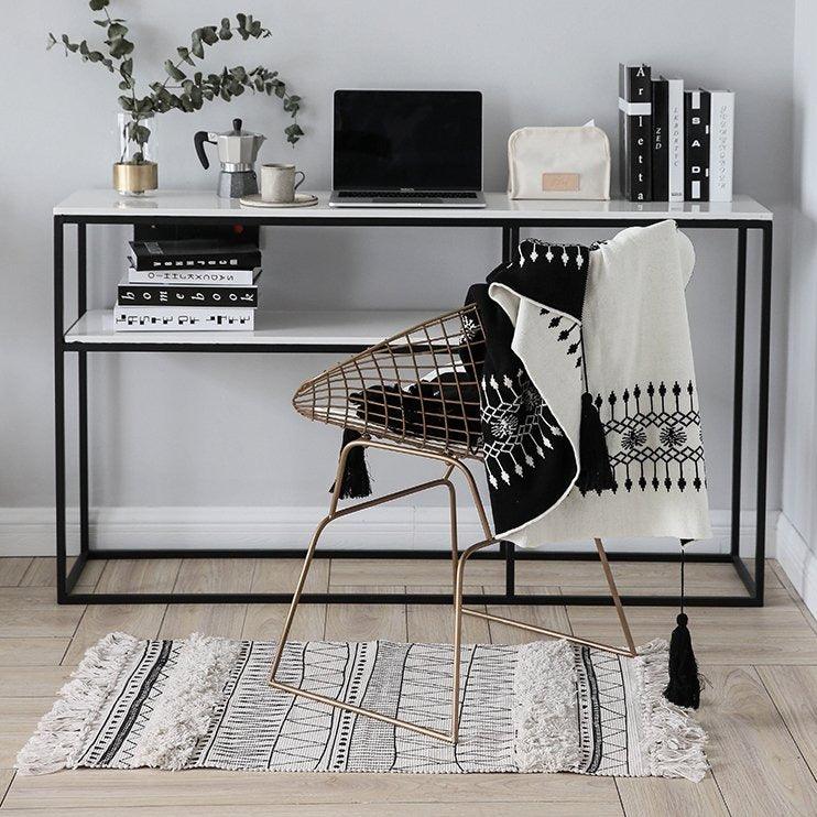 Jadwiga Abstract Handmade Area Rug